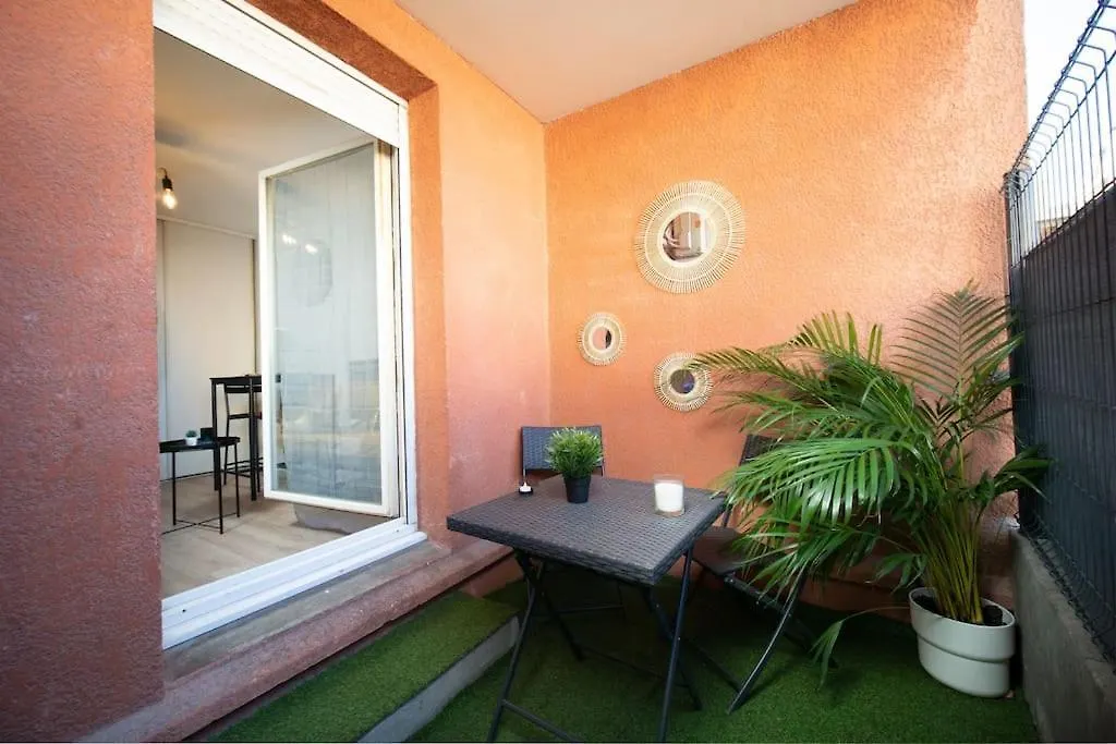 Appartement Climatise Terrasse Parking Gare St Charles Marseille