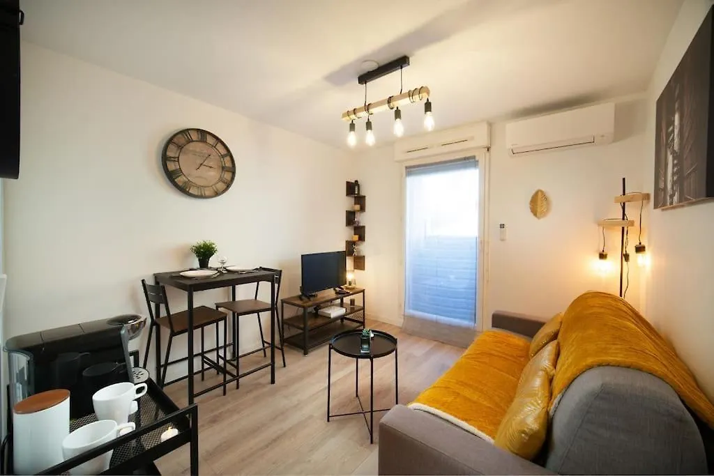 Appartement Climatise Terrasse Parking Gare St Charles Marseille